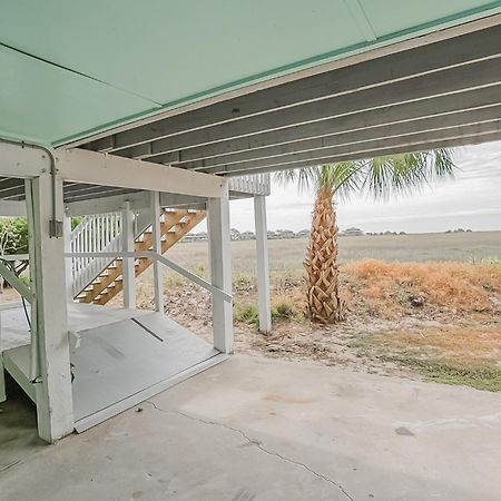 Four-Bedroom House With Great View! Pool Across The Street! Hunting Island Pass! Harbor Island Extérieur photo